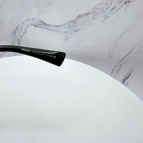 Versace Sunglasses Gold Rectangle Metal Logo Black Retro Italy 100% Authentic - Picture 9 of 16